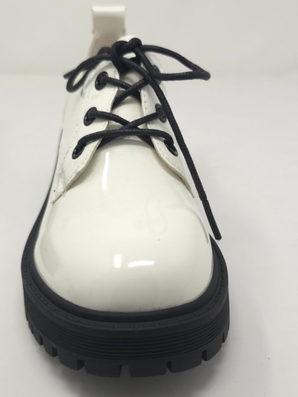 Chunky Platform Faux Leather Oxford Patent White Pat Trendy Lug Sole Lace Up - Picture 7 of 9